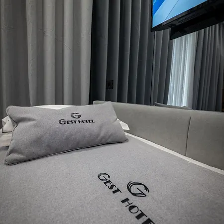 Gest Hotel Radhimë