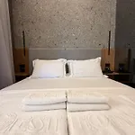 Gest Hotel *