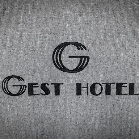 Gest *