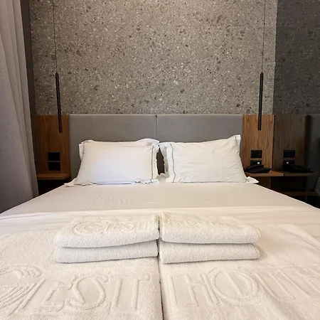 Gest Hotell *